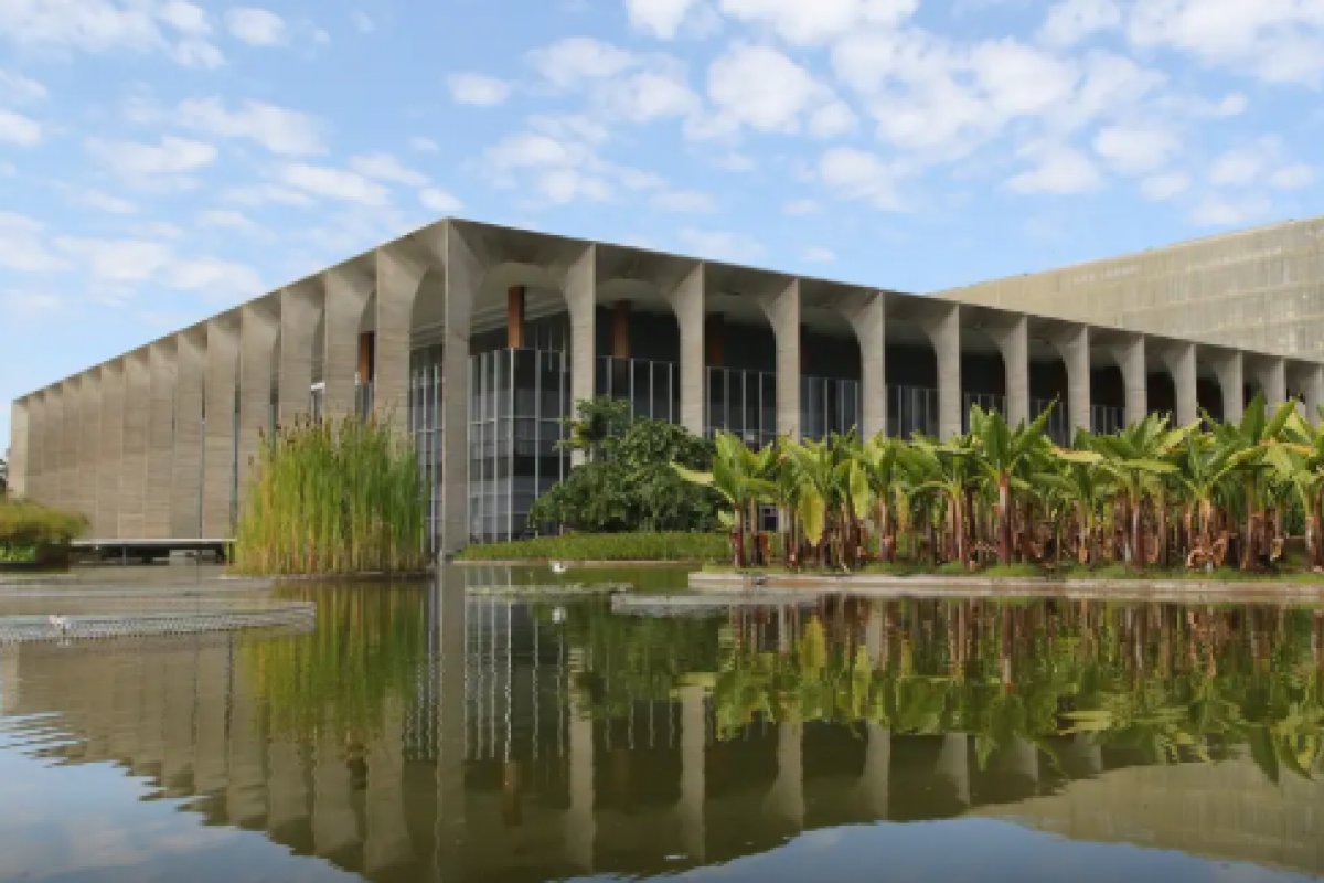 Itamaraty afirma que políticos brasileiros ignoraram advertências sobre não viajar para Israel