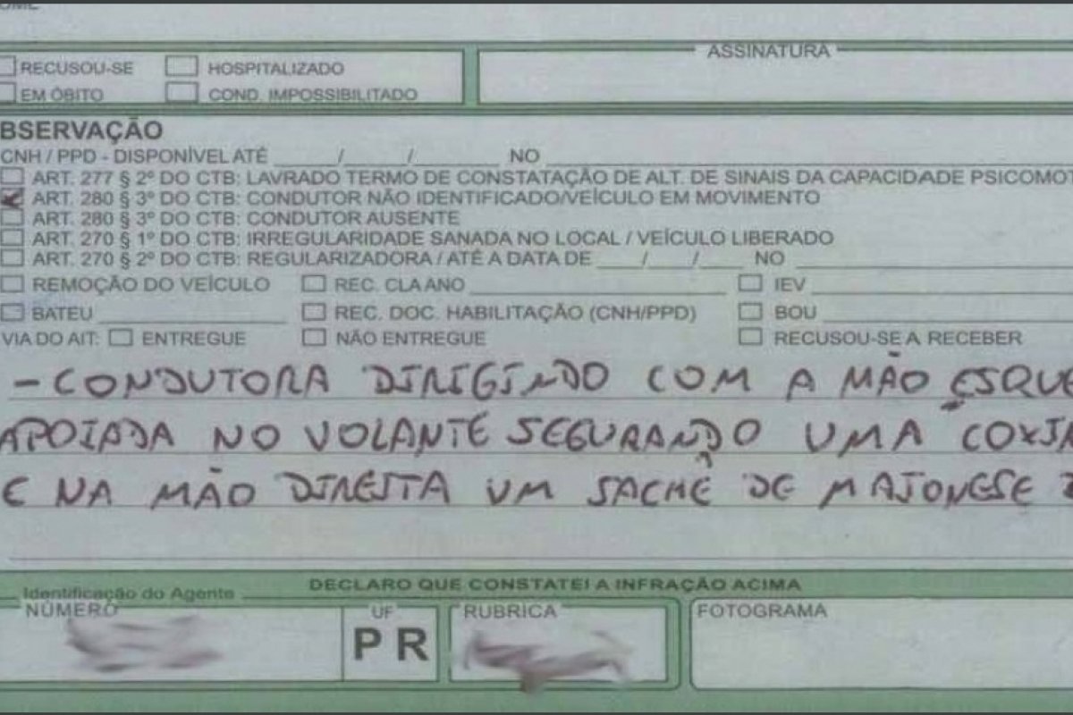 Mulher é multada por segurar coxinha e sachê de maionese enquanto dirigia, em Ponta Grossa