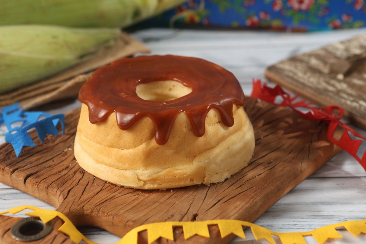 Macadâmia Confeitaria lança cardápio especial de São João com bolos e brigadeiros típicos!