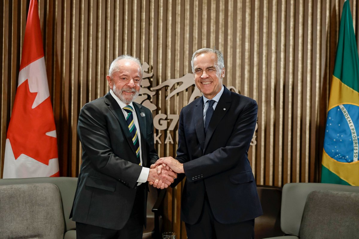 Vídeo: Lula interrompe premiê do Canadá e causa climão em cúpula do G7