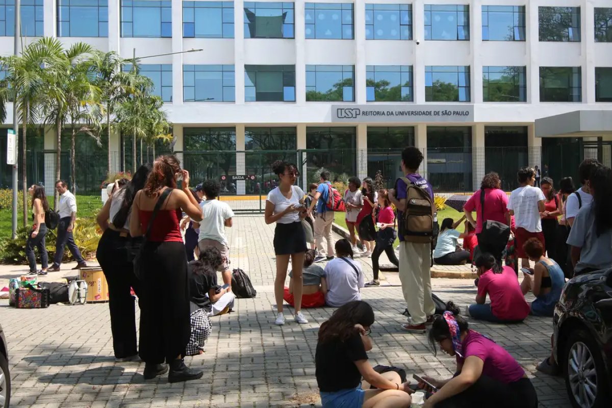 USP deixa top 100 das melhores universidades em ranking internacional