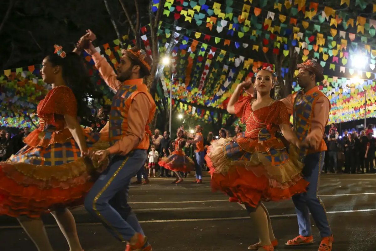 São João 2025: Confira a programação em Juazeiro, Vitória da Conquista e Camaçari