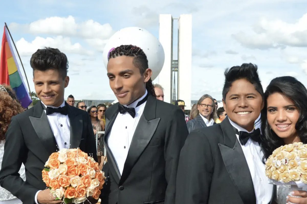 Registros de casamento homoafetivo sobem 26% nos cartórios do país em 2024, aponta levantamento