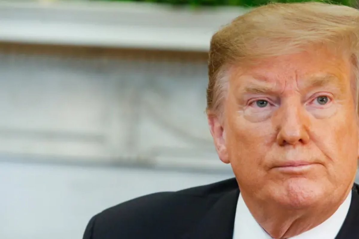 Trump anuncia ataque a três usinas nucleares do Irã