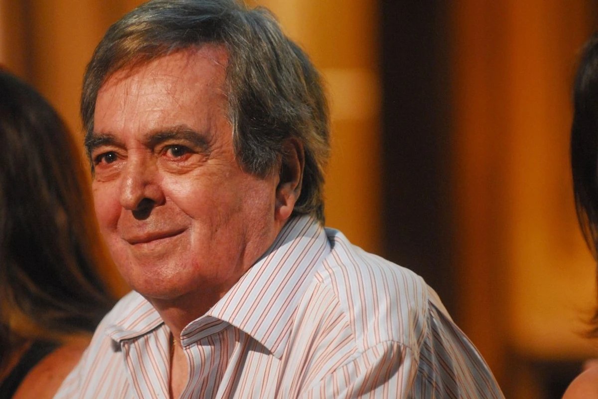 Benedito Ruy Barbosa recebe alta e deixa hospital em São Paulo