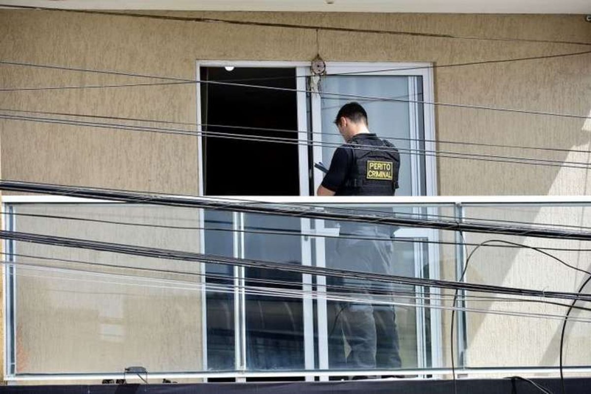 Agentes investigam motivo para mãe matar filha de 2 anos