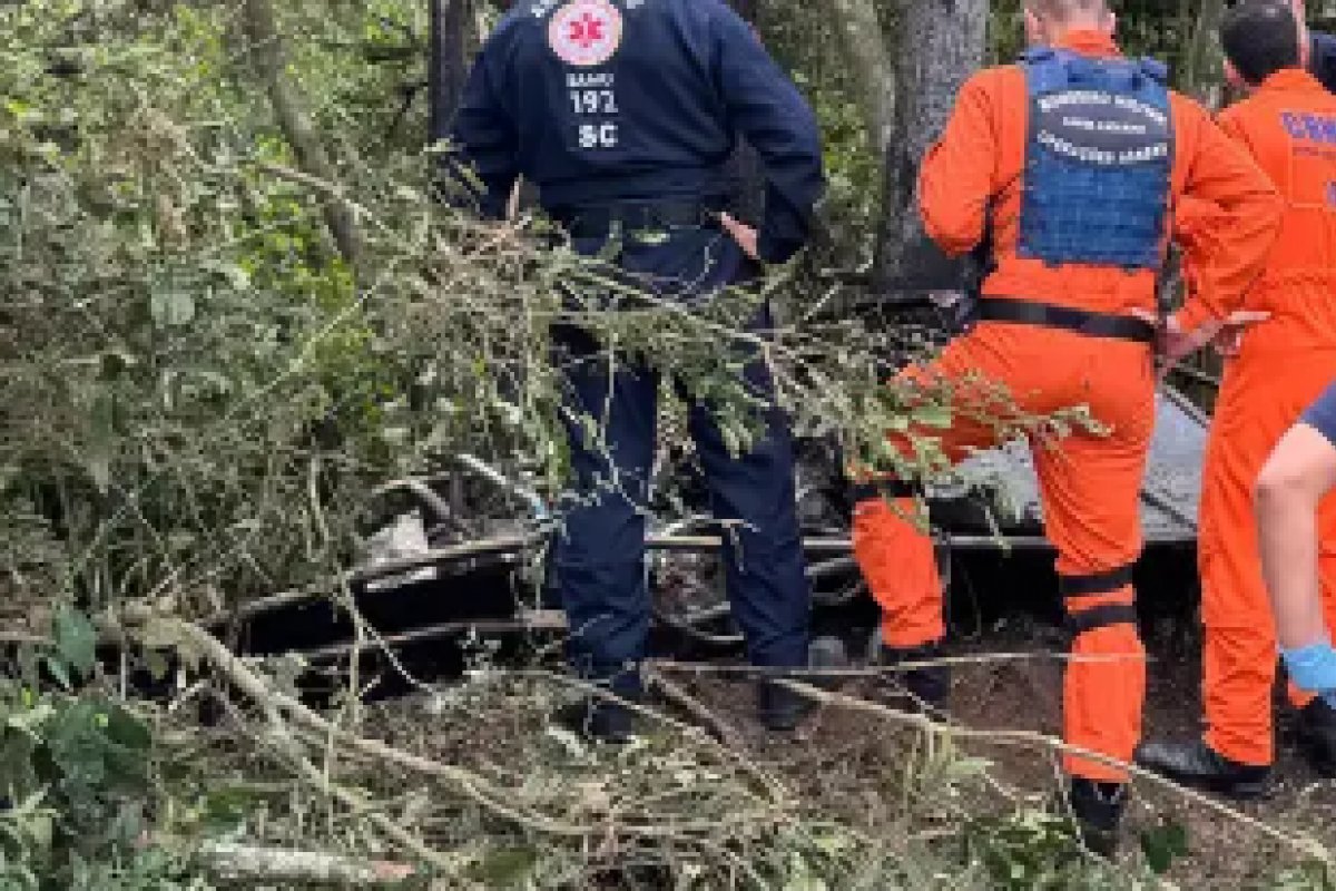 Polícia Civil já ouviu 11 pessoas sobre queda de balão que matou oito em SC