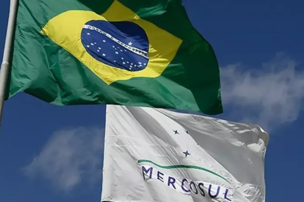 Brasil tenta fechar acordo entre Mercosul e bloco europeu antes de cúpula de Buenos Aires em julho