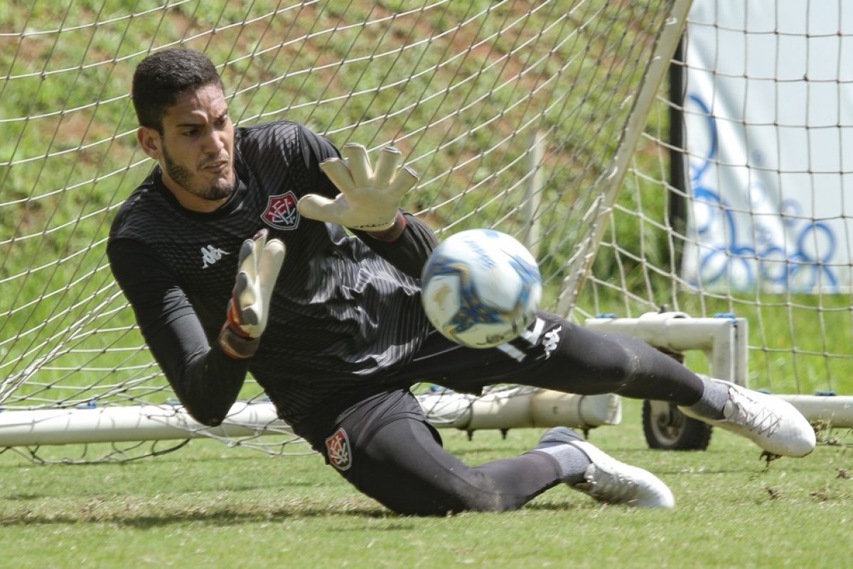 Vitória recebe Freipaulistano pela Copa do Nordeste