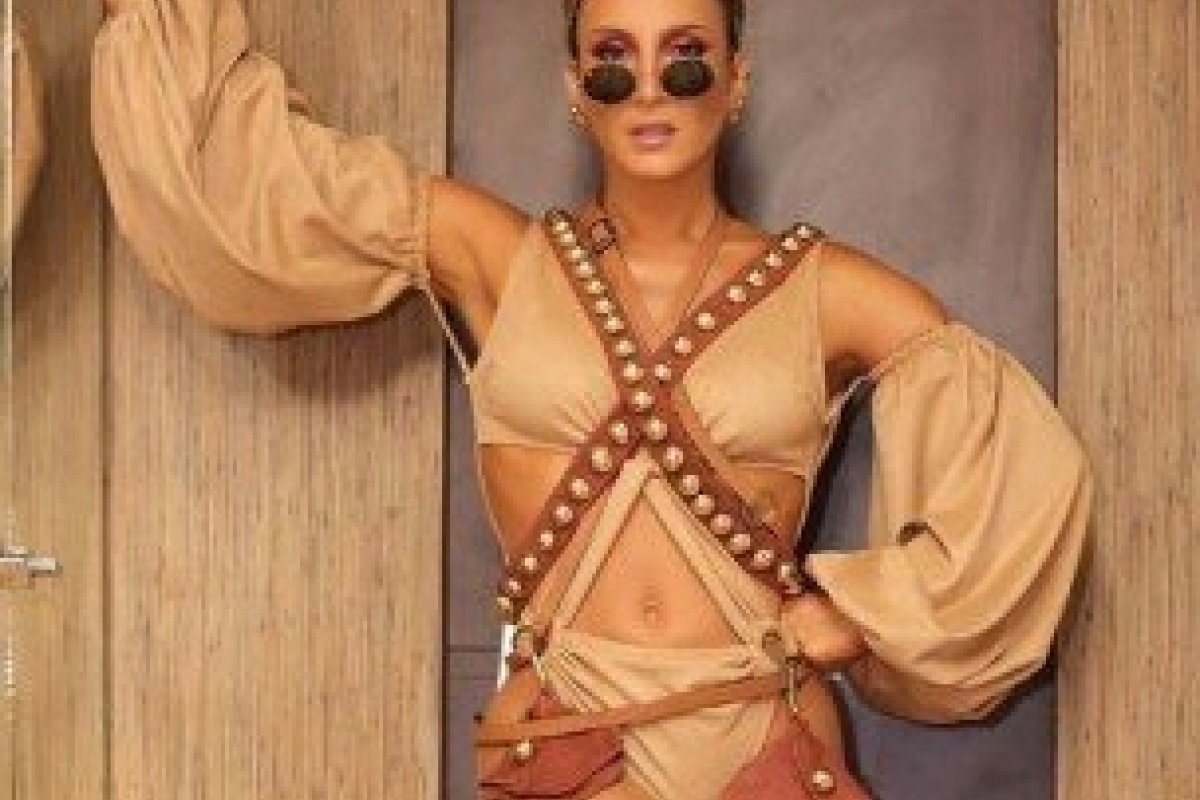 Carnaval 2020: Claudia Leitte se inspira em Maria Bonita para comandar bloco em SP