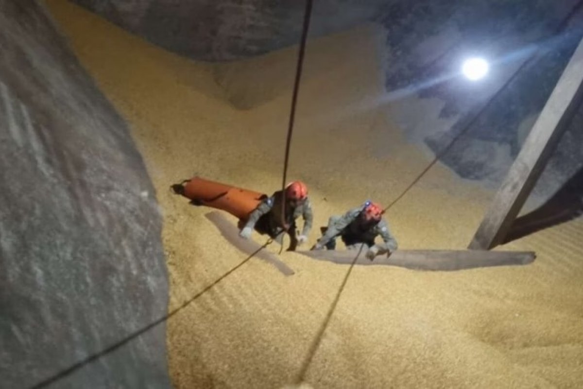 Homem morre soterrado por carga de milho em propriedade rural de Mato Grosso
