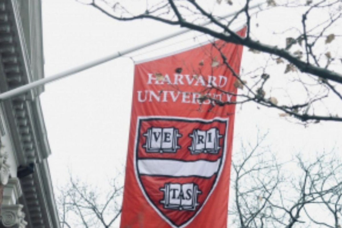 EUA exigirão acesso público a redes sociais de solicitantes de visto estudantil