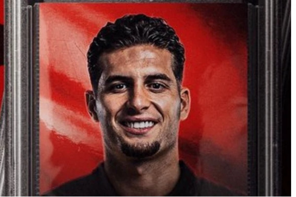 Vitória anuncia contratação de reforço do futebol inglês; confira quem é