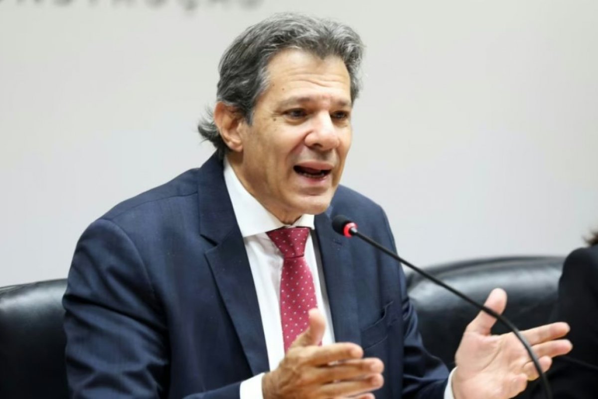 Vídeo: Após derrota no Congresso, Haddad volta a defender decreto do IOF