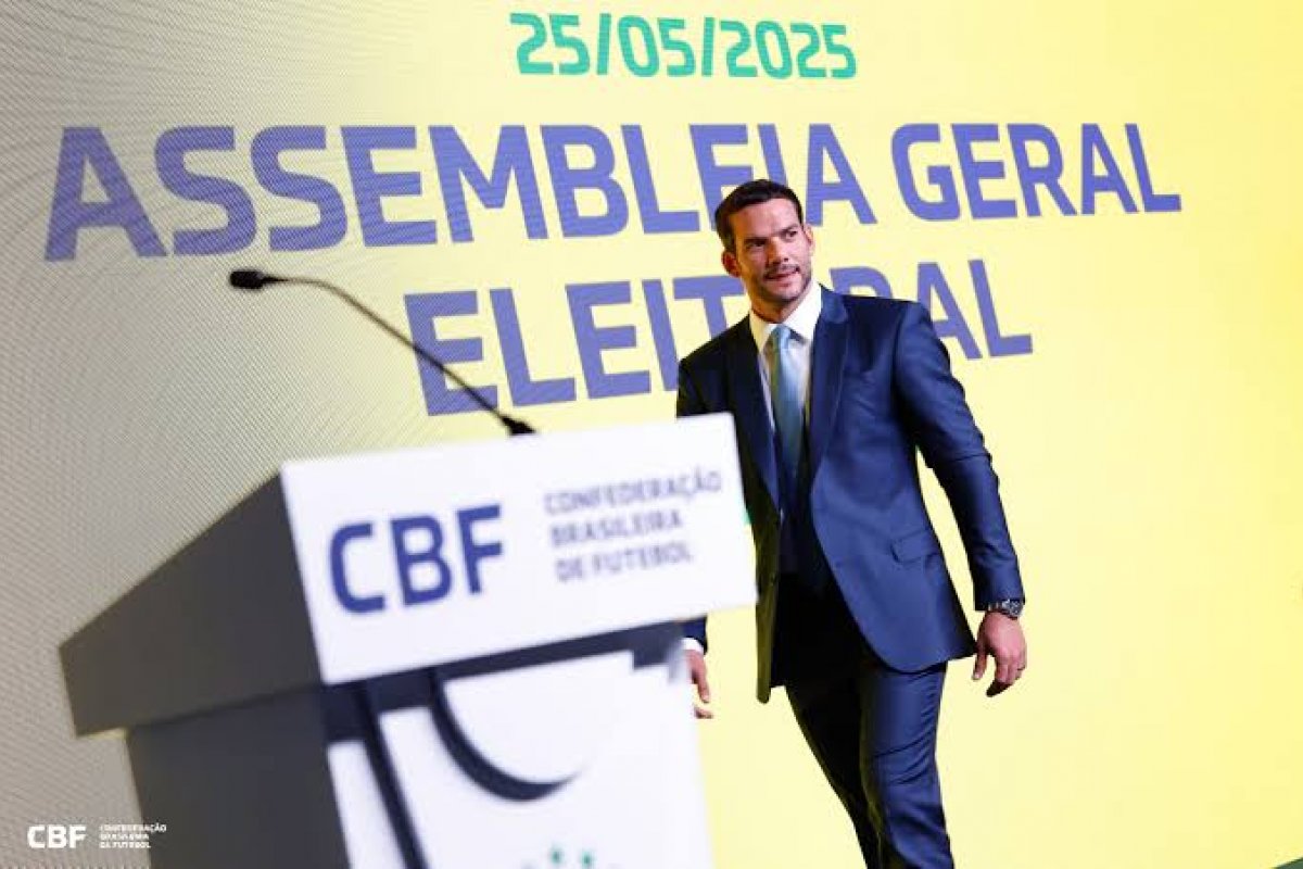 CBF estuda implementar impedimento semiautomático no Brasileirão 2026
