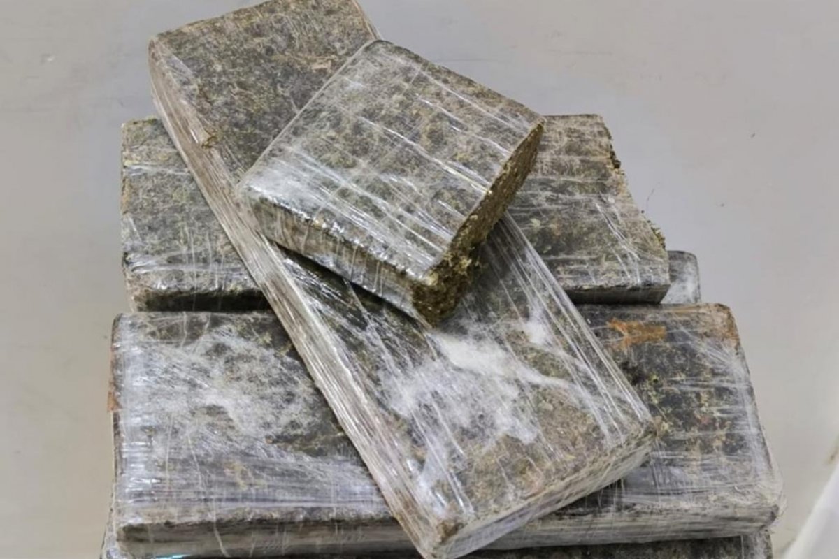 PM apreende mais de 9 kg de maconha durante patrulhamento em Barreiras