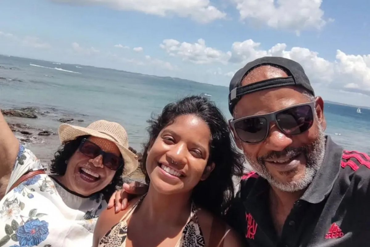 Pai de Juliana Marins diz que não há previsão para translado do corpo e se declara: 'muita saudade'