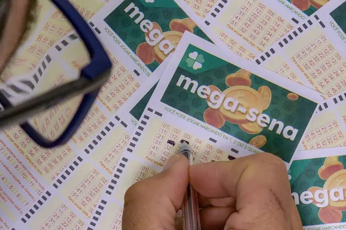 Mega-Sena sorteia prêmio acumulado em R$ 45 milhões neste sábado (28)