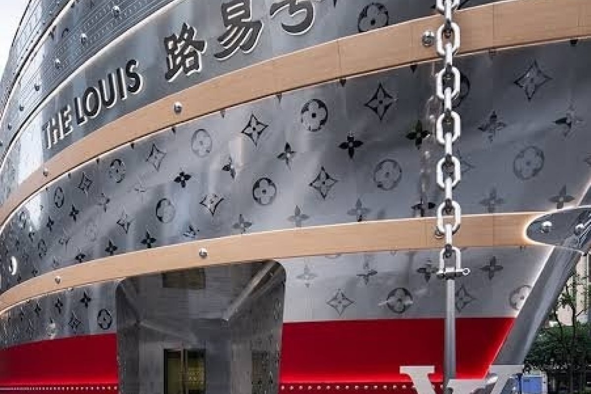 Louis Vuitton investe em experiências e lança "Loja Navio" em Shangai