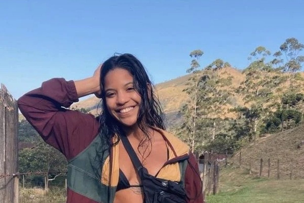 Corpo de Juliana Marins chega ao Rio hoje (01) para nova autópsia