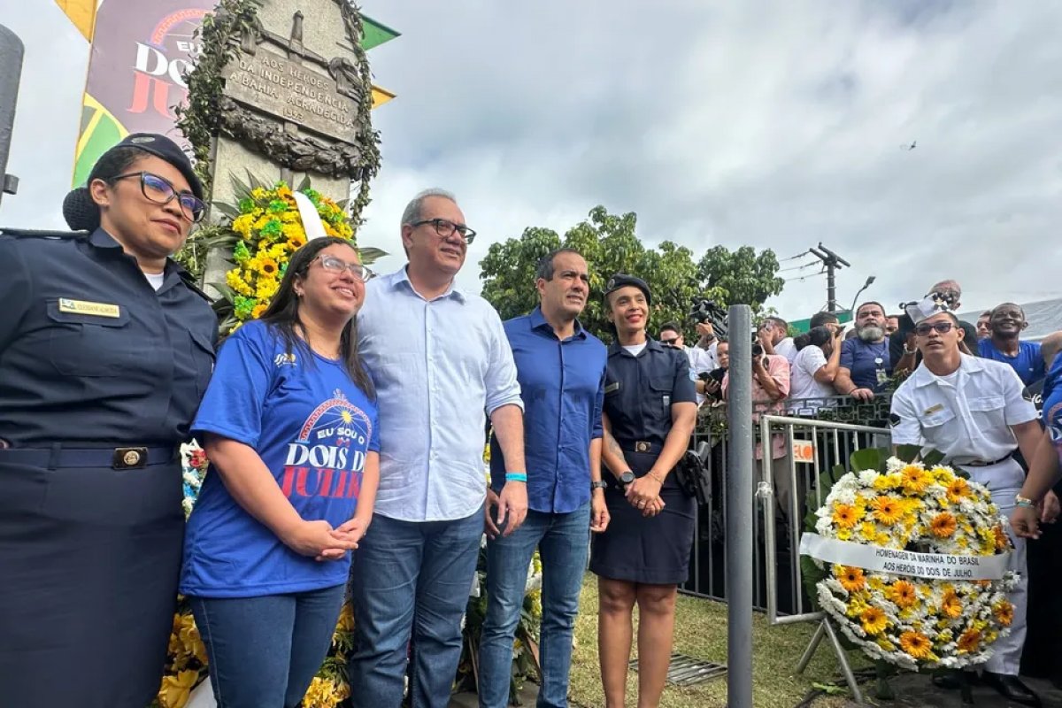 'Povo baiano resiste a qualquer tirania", diz Carlos Muniz sobre 2 de Julho