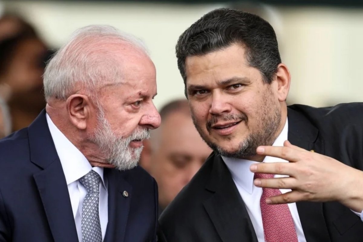 Lula agradece Alcolumbre por aprovação recente de MPs 