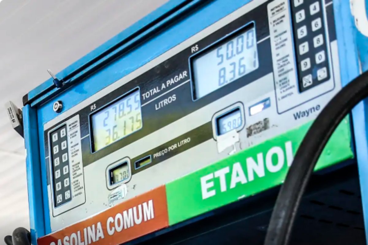 AGU aciona órgãos de controle por possível abuso no preço dos combustíveis