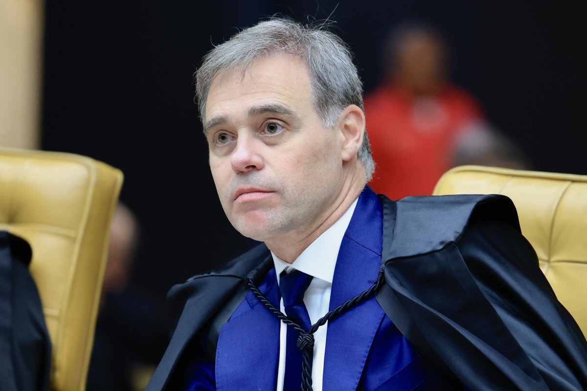 André Mendonça diz que STF deve repensar seu papel atual de processar e julgar crimes