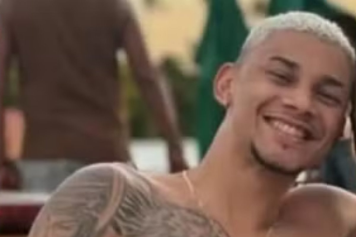Influenciador digital é solto após atropelar e matar motoboy em Salvador