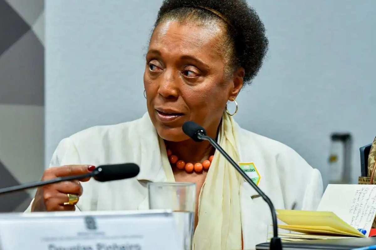 Lula deverá nomear primeira ministra negra como titular do TSE 