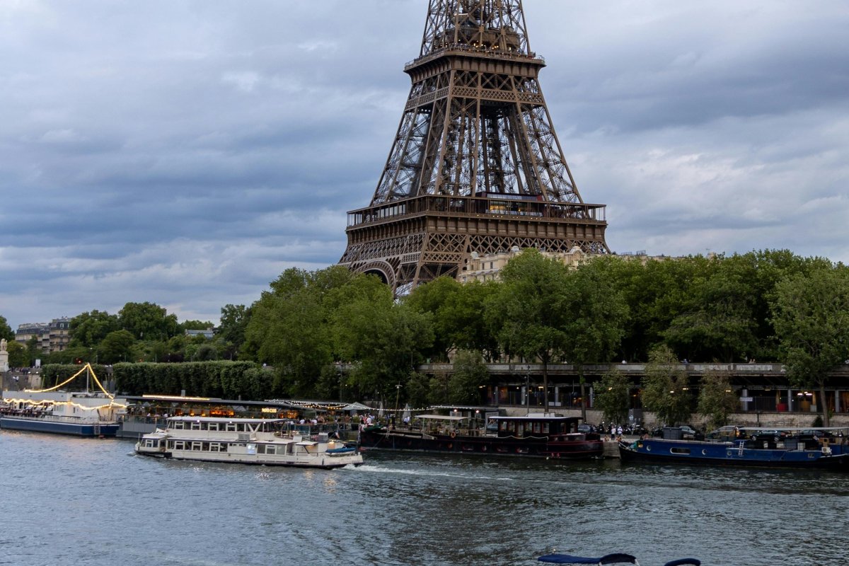 Paris reabre o rio Sena para banhistas após um século de proibição