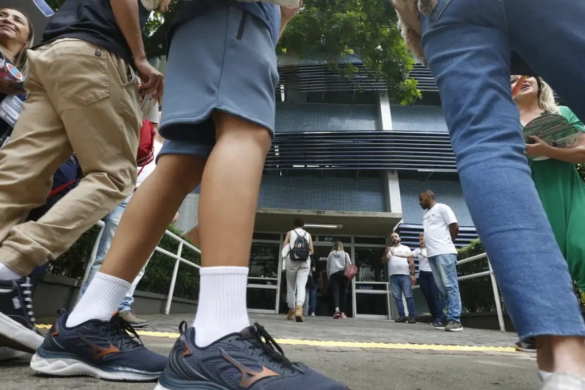 Lei sancionada por Alckmin aumenta penas para crimes cometidos em escolas