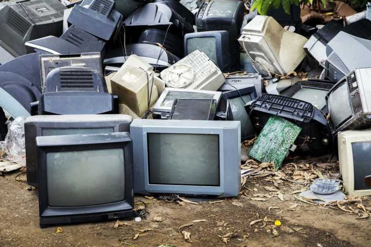 Brasil tem até 2025 para criar 5 mil pontos de coleta de lixo eletrônica