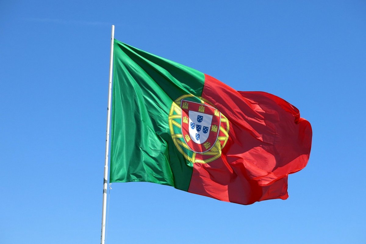 Projetos anti-imigração são retirados da pauta do Parlamento de Portugal; entenda