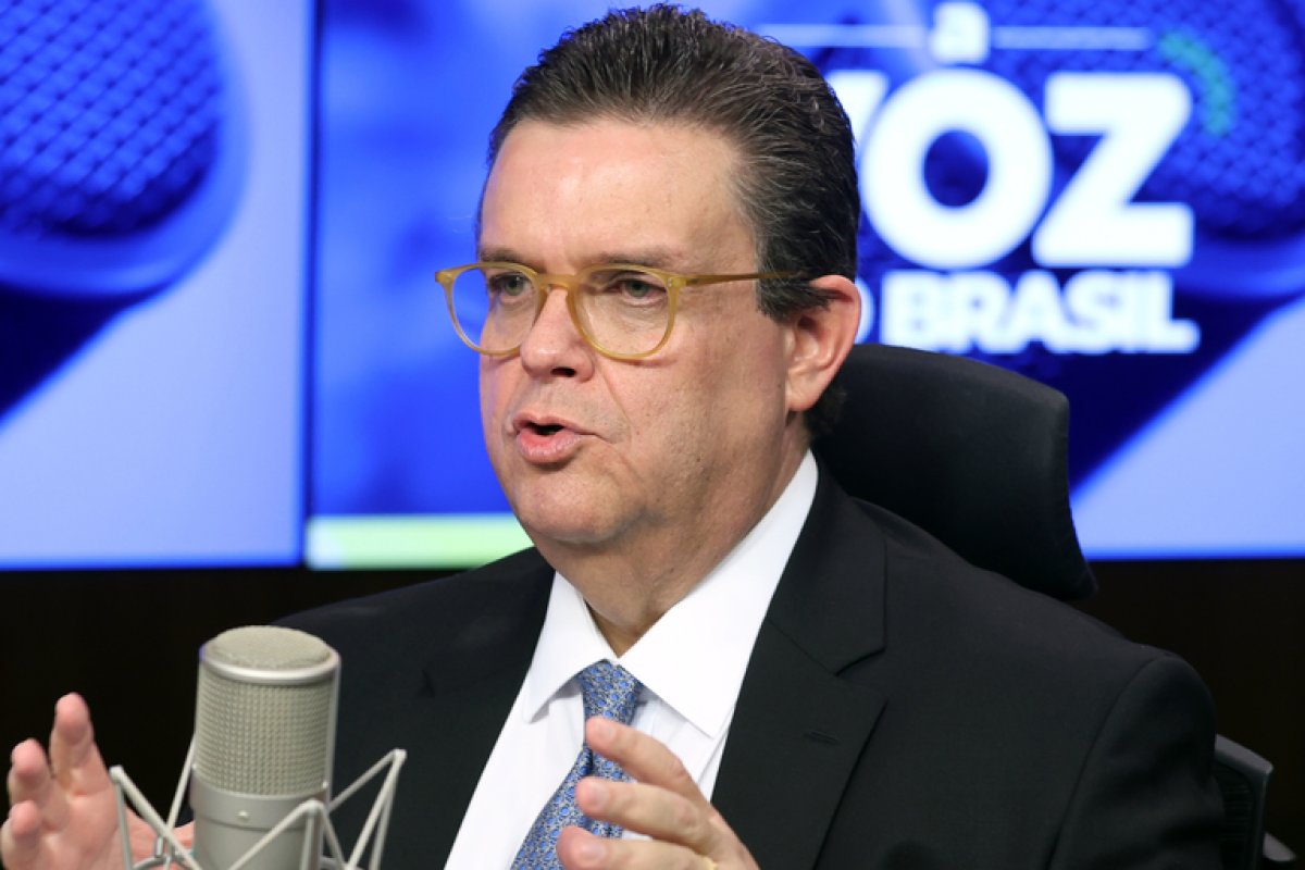 Ministro da Previdência tira poderes de presidente do INSS para fazer nomeações no órgão