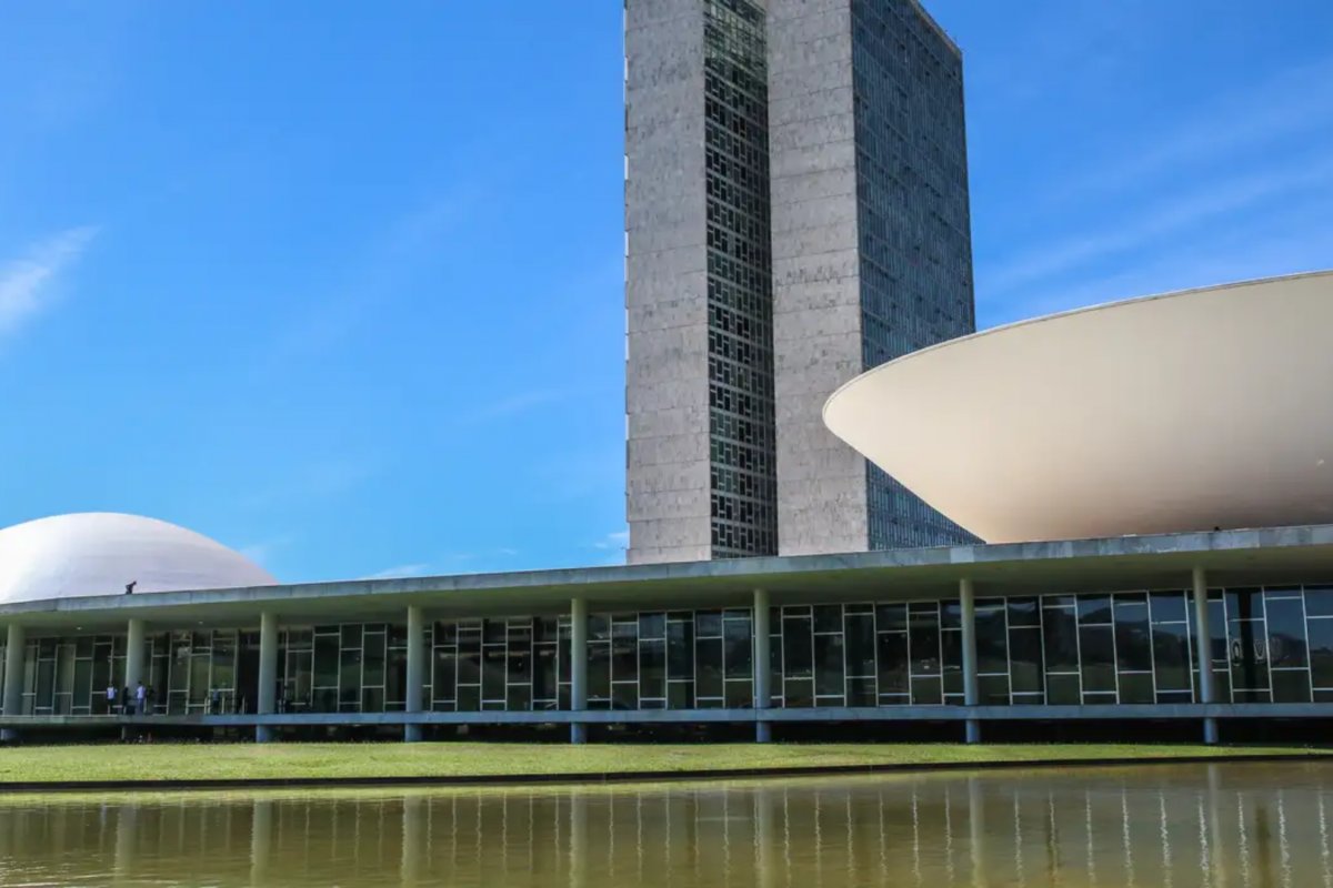 Partidos políticos acionaram o STF mais de 700 vezes nos últimos sete anos