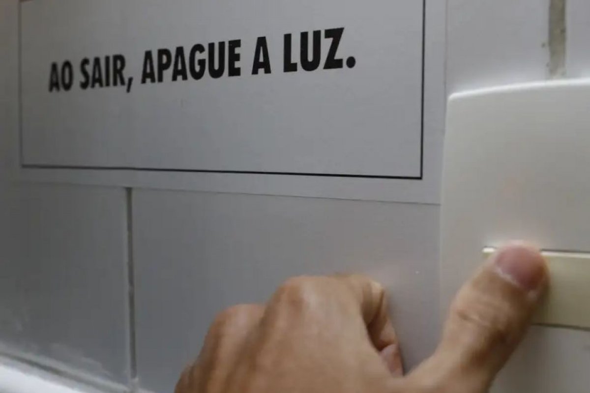 Tarifa social de energia começa neste sábado (5); como funciona a isenção na conta de luz