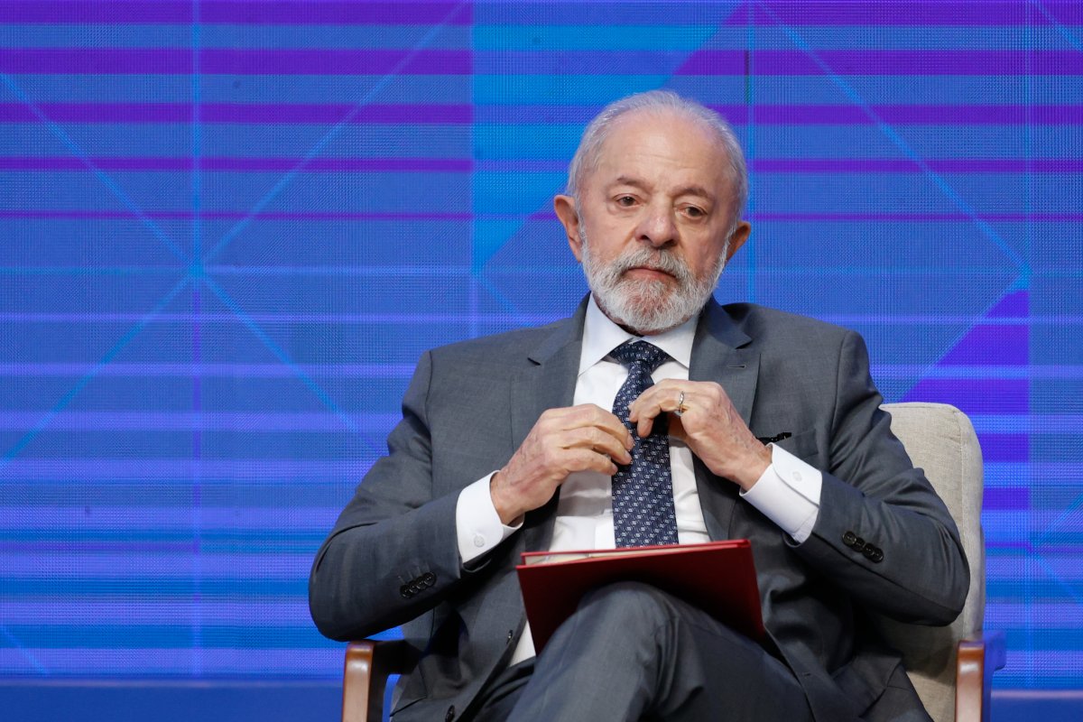Lula critica aumento de gastos militares da Otan para 5% do PIB