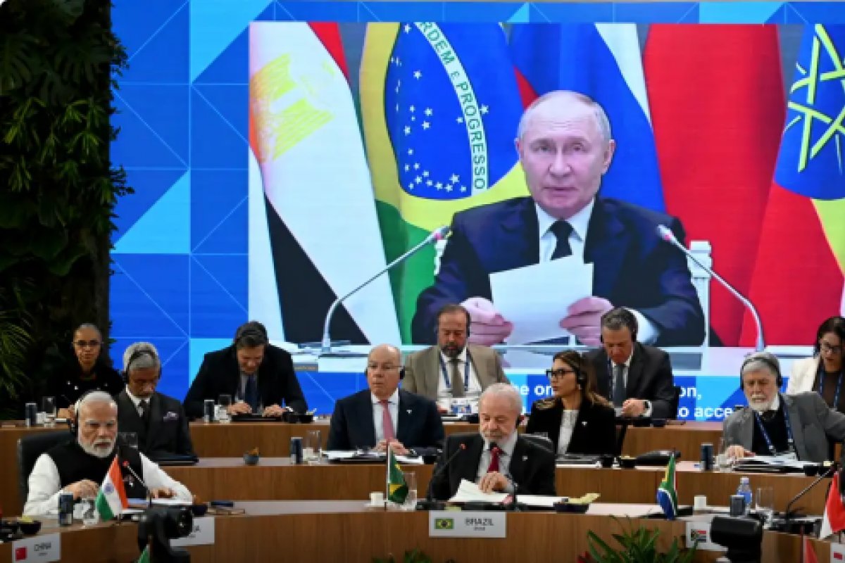 Brics: Putin defende bloco econômico como organização-chave com influência em expansão