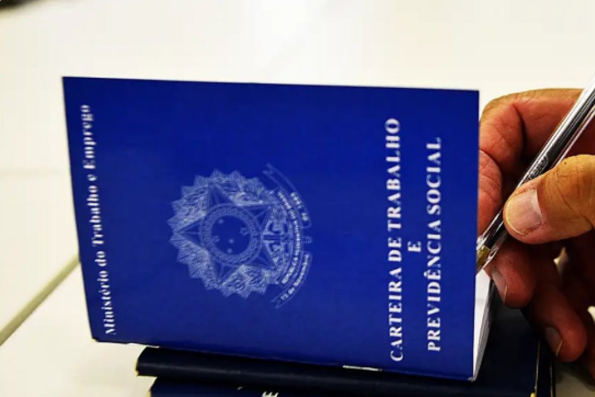 SineBahia divulga vagas de emprego em Salvador e no interior nesta segunda-feira (7)