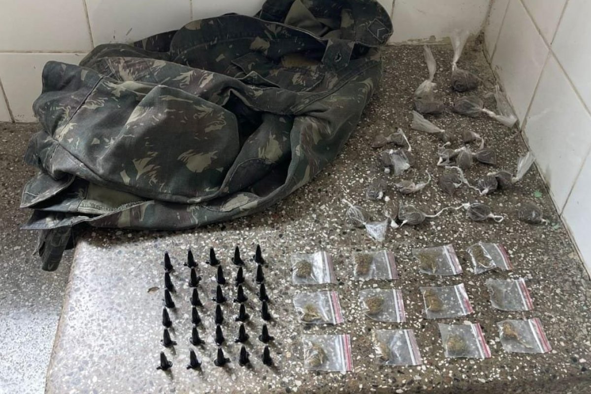Homem é preso com porções de cocaína e maconha em Santo Amaro