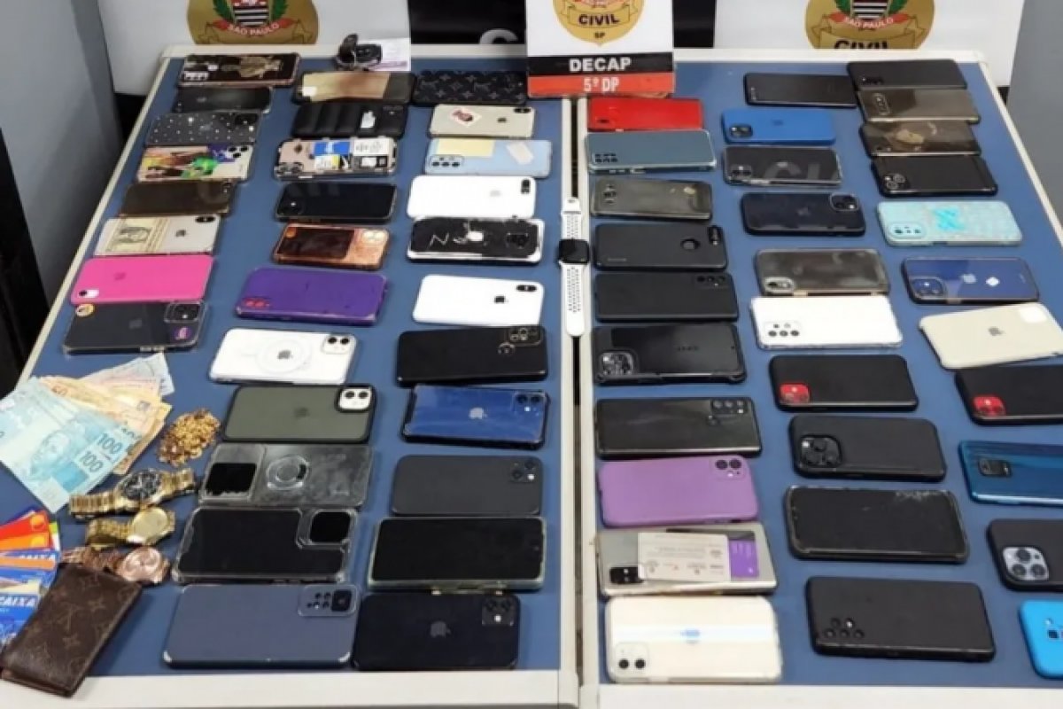 Comissão de Segurança do Senado discute bloqueio obrigatório de celulares roubados
