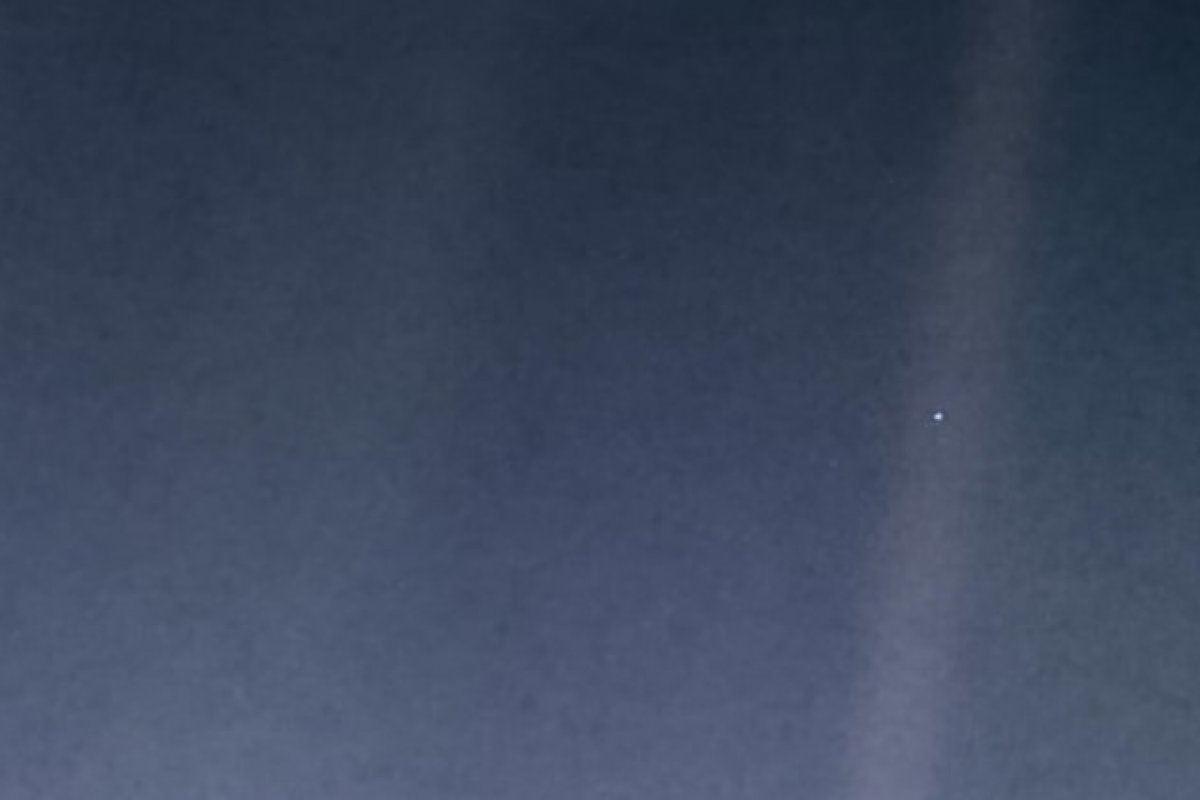 NASA celebra 30 anos de foto icônica da Terra com versão remasterizada