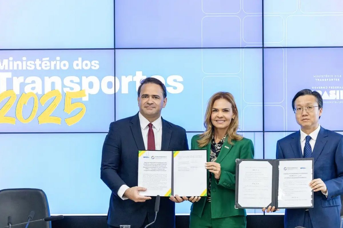 Brasil e China avançam em estudos para corredor ferroviário ligando Atlântico ao Pacífico
