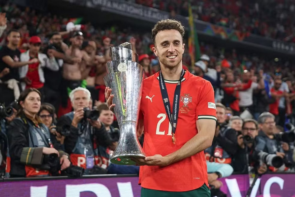 Polícia da Espanha aponta excesso de velocidade em acidente que matou Diogo Jota, atacante do Liverpool e da seleção portuguesa