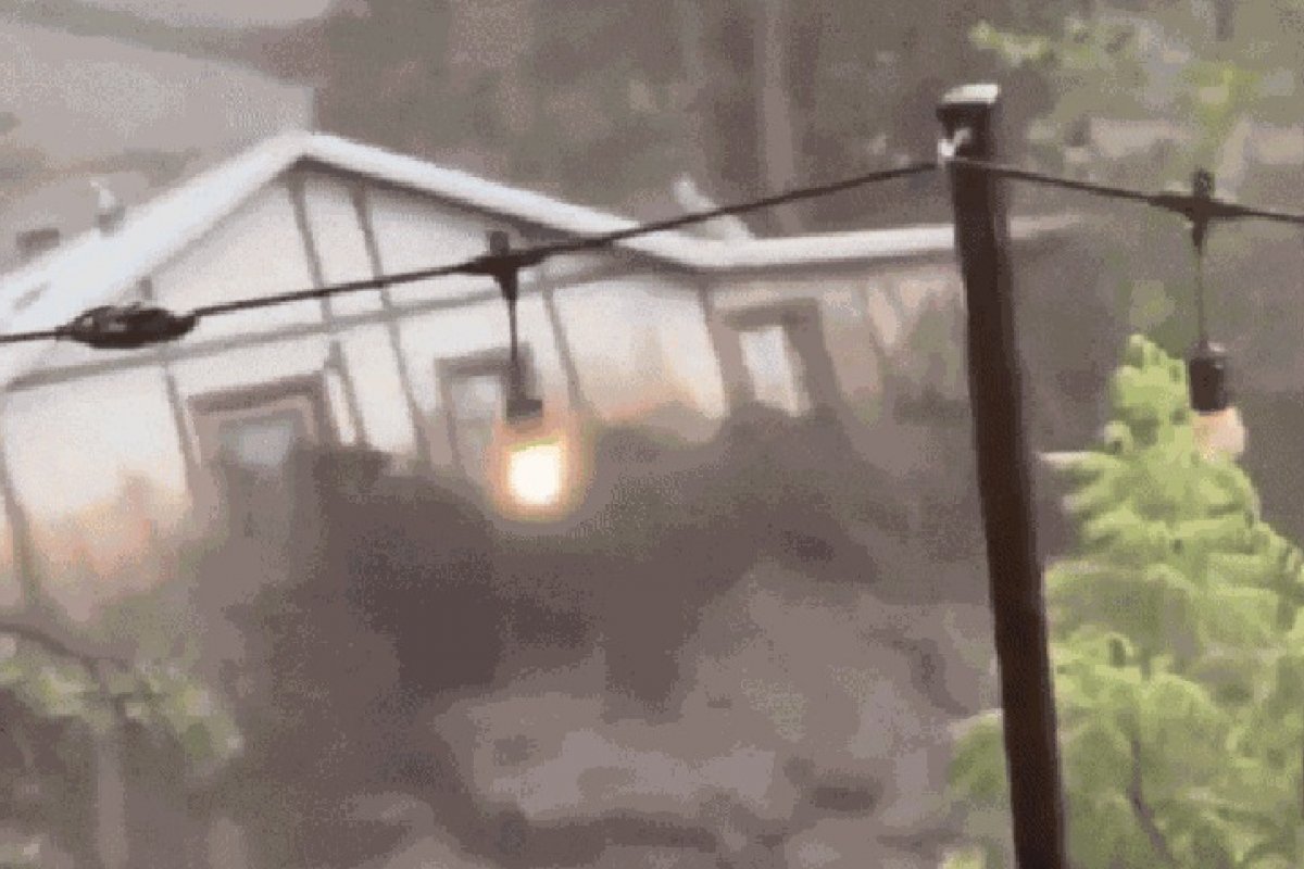 Vídeo: enchentes no Novo México, nos EUA, matam 3 pessoas; casa foi arrastada pela correnteza