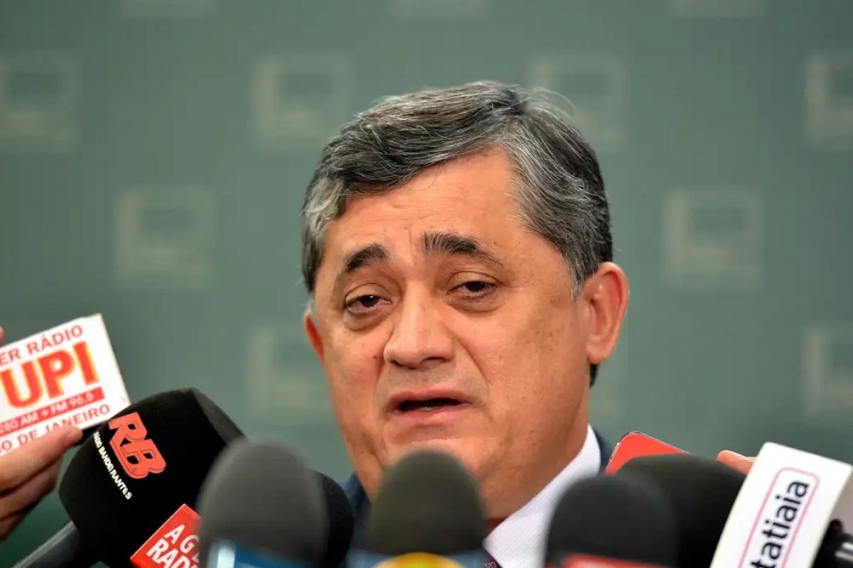 'Farra das emendas' no CE: PF apura 'pedágio' de 12% e envolvimento de líder do PT na Câmara