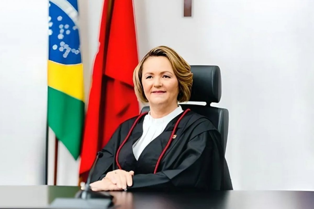 Depois de nove meses, Lula bate martelo e decide indicar Marluce Caldas para o STJ