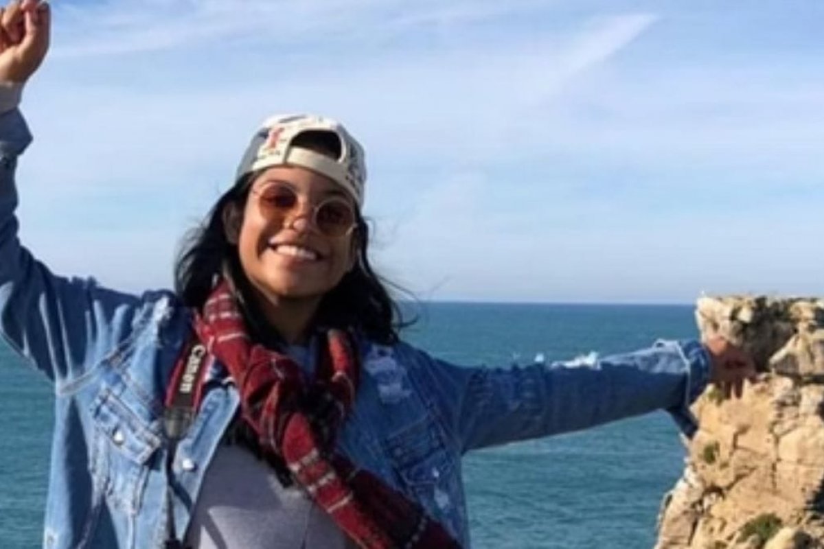 Peritos apontam que Juliana Marins ficou viva por 32 horas após queda em trilha