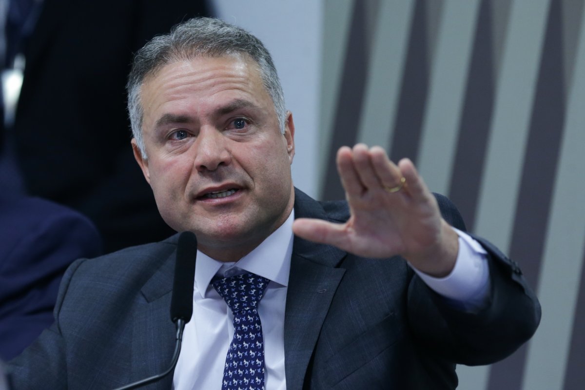 Ministério da Infraestrutura tenta antecipar R$ 1,5 bi e cita risco de paralisação de obras